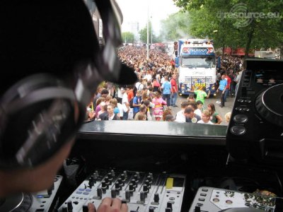 Our MEMBERS can Enlarge : View at the street
