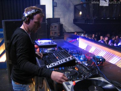 Our MEMBERS can Enlarge : Sander Kleinenberg with DJM1k