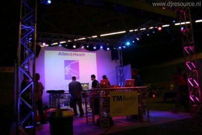 Our MEMBERS can Enlarge : img4773