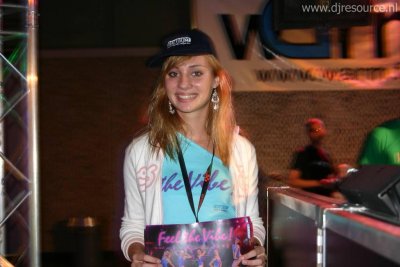 Our MEMBERS can Enlarge : Dateq Vibe Promo Girl