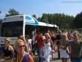 Unloading-the-VIP-bus