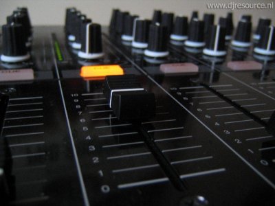Our MEMBERS can Enlarge : DJM-1000 65mm Fader