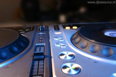 Our MEMBERS can Enlarge : Pioneer CDJ800 and CDJ800mk2