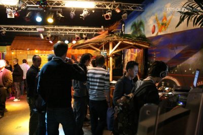 Our MEMBERS can Enlarge : img_2088.jpg