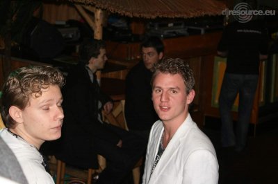 Our MEMBERS can Enlarge : Jorrit & laidback