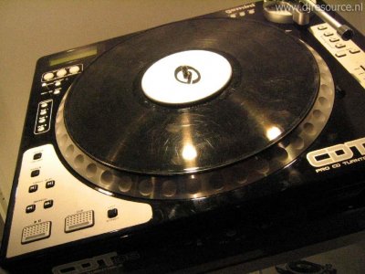 Our MEMBERS can Enlarge : Gemini CDT-05 CD Player