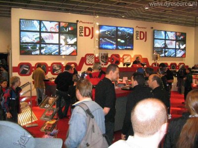 Our MEMBERS can Enlarge : Pioneer Main Booth