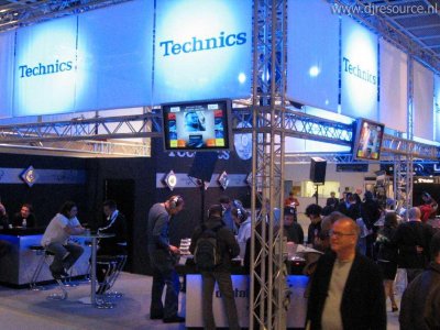 Our MEMBERS can Enlarge : Technics Stand