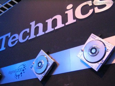Our MEMBERS can Enlarge : Technics Wall of Fame
