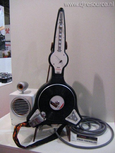 Our MEMBERS can Enlarge : Vestax Stage Controller Our MEMBERS can Enlarge : Vestax Stage Controller