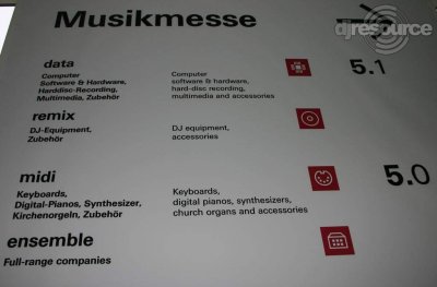 Our MEMBERS can Enlarge : Frankfurter Messe 2006 DJ Area