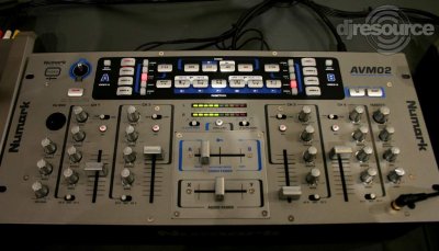 Our MEMBERS can Enlarge : Numark AVM-2