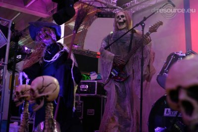 Our MEMBERS can Enlarge : death-band
