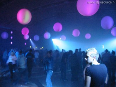 Our MEMBERS can Enlarge : Smaller second Hall