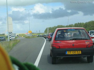 Our MEMBERS can Enlarge : Traffic Jam to the venue