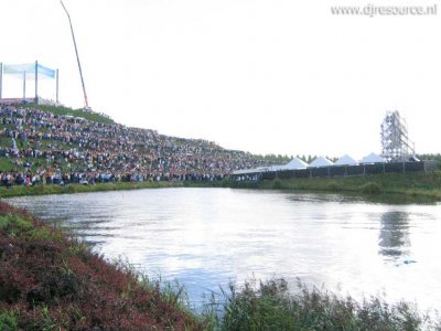 Our MEMBERS can Enlarge : Mystery Land audience Q-Dance