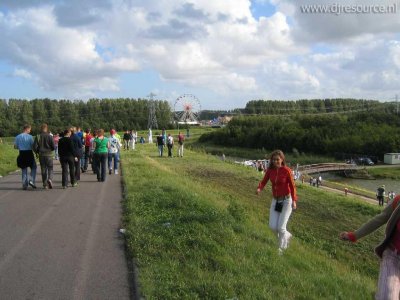 Our MEMBERS can Enlarge : Walk around Pornstar Hill