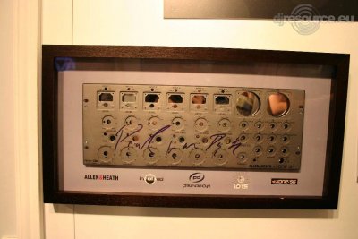 Our MEMBERS can Enlarge : Xone:S6 Front: Paul van Dyk
