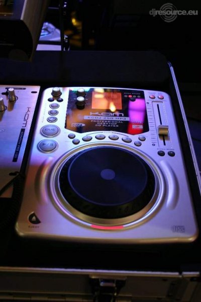 Our MEMBERS can Enlarge : KAM KCDJ 250 MP3