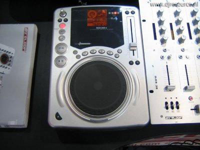 Our MEMBERS can Enlarge : Reloop RCD800