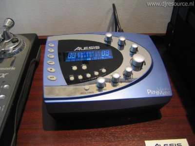 Our MEMBERS can Enlarge : Alesis Playmate