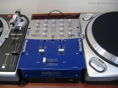 Our MEMBERS can Enlarge : Numark DMX-01