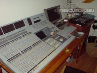 Enlarge : Studio-Fullbase Enlarge : Studio-Fullbase