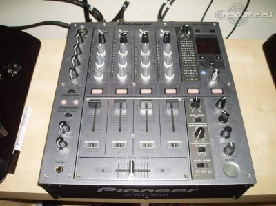 Our MEMBERS can Enlarge : DJM 700s