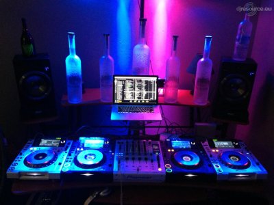 Our MEMBERS can Enlarge : AndruJoseph's DJ Booth May'13