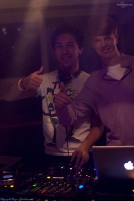 Our MEMBERS can Enlarge : Me and my friend @ party