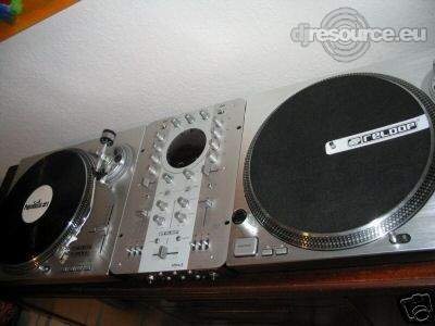 Enlarge : DJAMP DJ-Booth