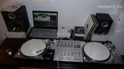 Our MEMBERS can Enlarge : Booth met Reloop Spin