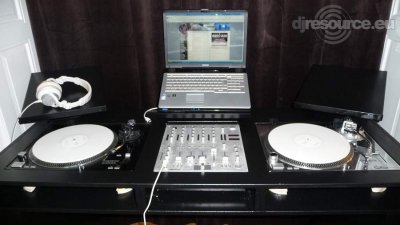 Our MEMBERS can Enlarge : Nieuw DJ Meubel af (2)