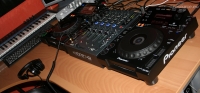 Beatunite-s-DJ-Booth-Sep-10