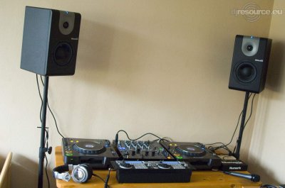 Enlarge : My dj-booth, 03-2008 Enlarge : My dj-booth, 03-2008