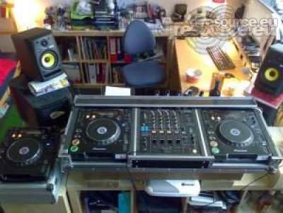 Booth: Bvanleeuwen's DJ-Booth v3