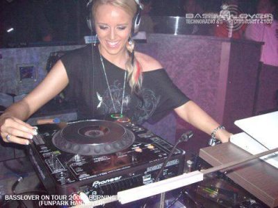 Our MEMBERS can Enlarge : DJane Lazard