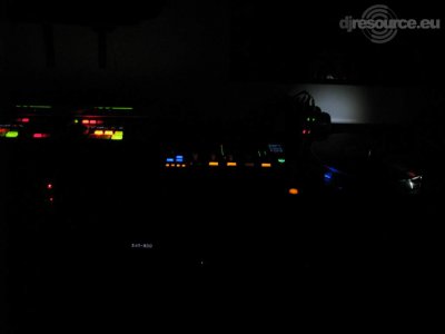 Our MEMBERS can Enlarge : DJ-Booth-04-Night