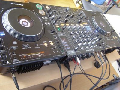 Booth: Update-DJM800