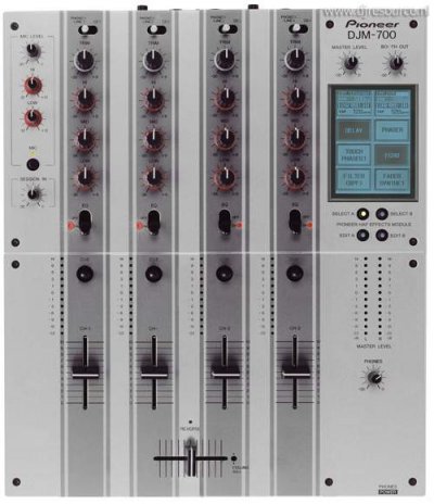 Our MEMBERS can Enlarge : Pioneer DJM-700 Hoax