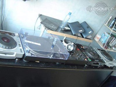 Booth: DJ Poort