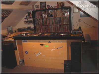 Booth: My-DJ-room