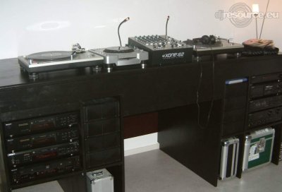 Enlarge : Musicroom DJ Houselover
