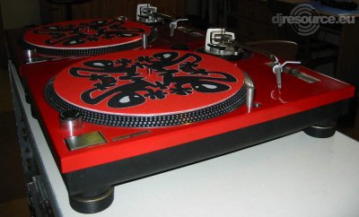 Our MEMBERS can Enlarge : DJNazdrovje's DJ-Booth