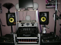 DJXplore-s-DJ-Booth-Aug-10