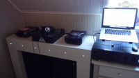 DJkoos-s-DJ-Booth-Aug-10