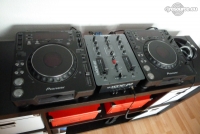 DaCompra-s-DJ-Booth-Jul-11