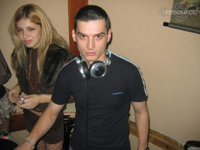 Our MEMBERS can Enlarge : DJ 1