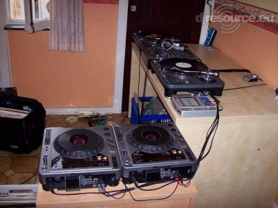 Enlarge : DeafDJ - Update 4 Enlarge : DeafDJ - Update 4