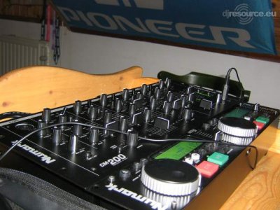 Enlarge : Dj Booth